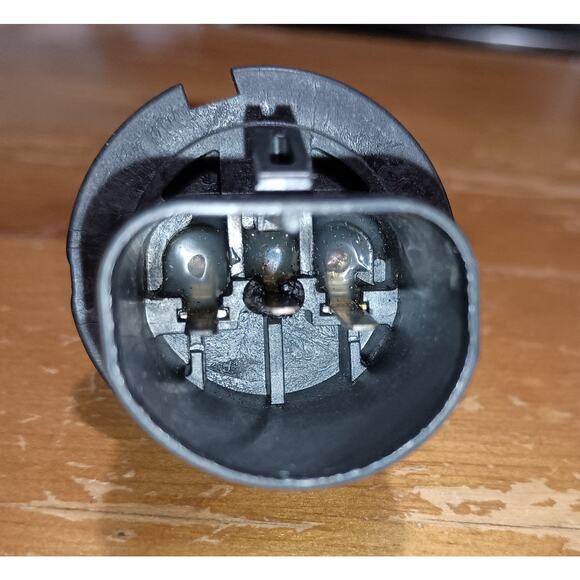 Sylvania HB5 9007 Basic Halogen High Low Beam Headlight Automotive Bulb Part - Picture 3 of 4